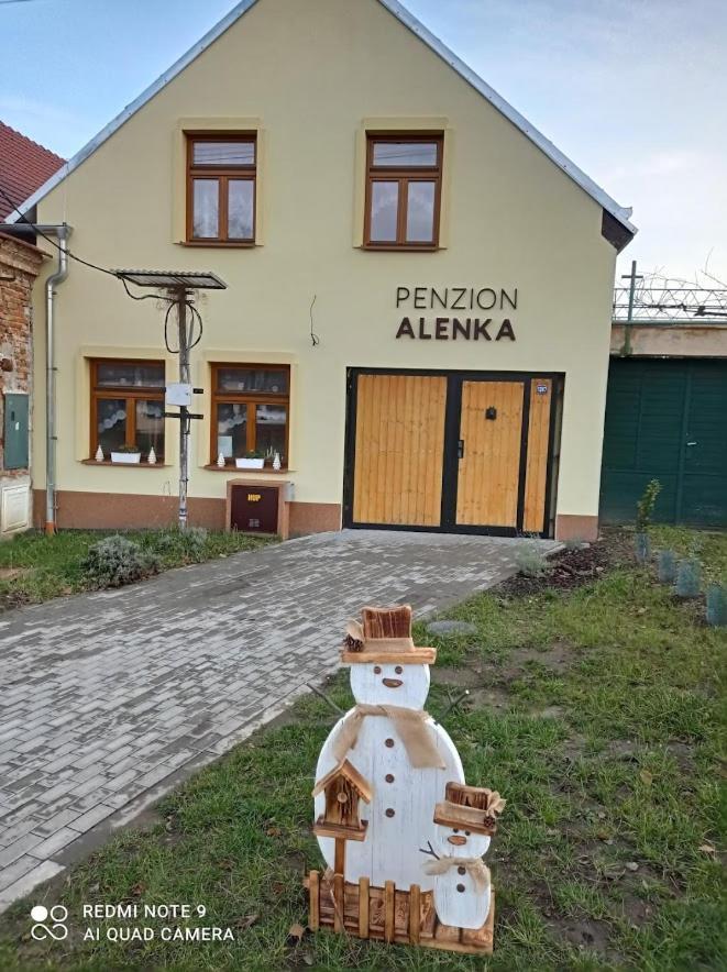Penzion Alenka Valtice Extérieur photo
